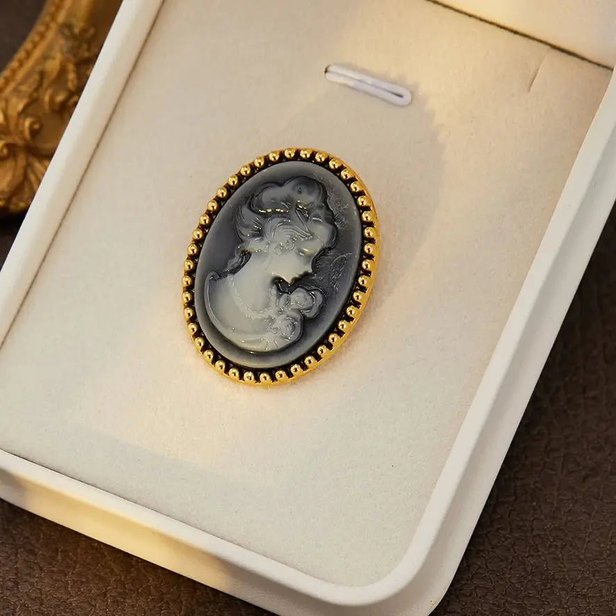 Vintage Cameo Brooch