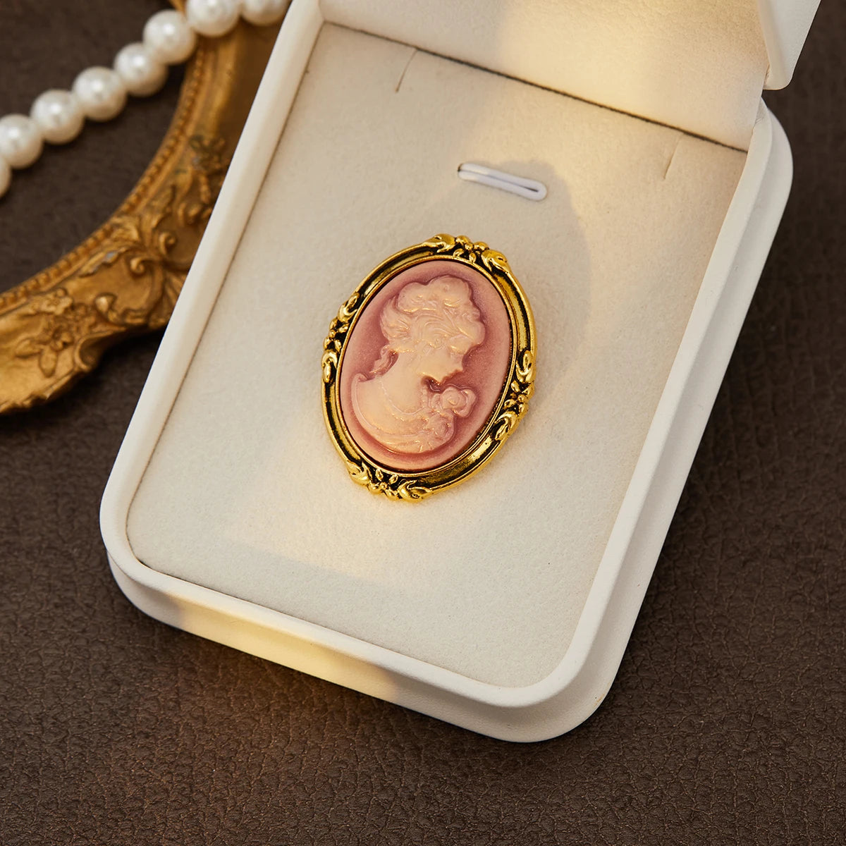 Vintage Cameo Brooch