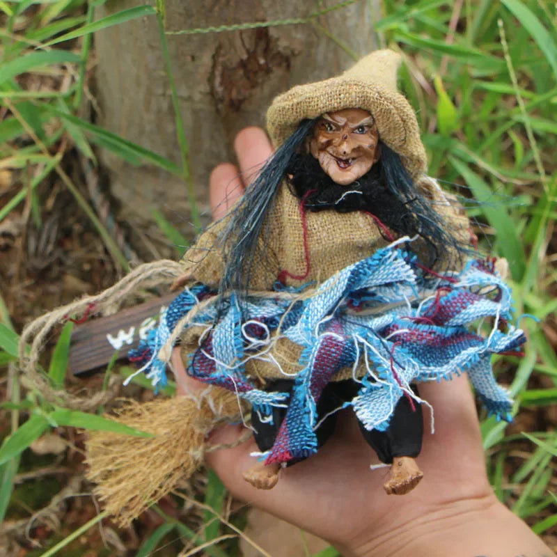 Welcome Hanging Witch