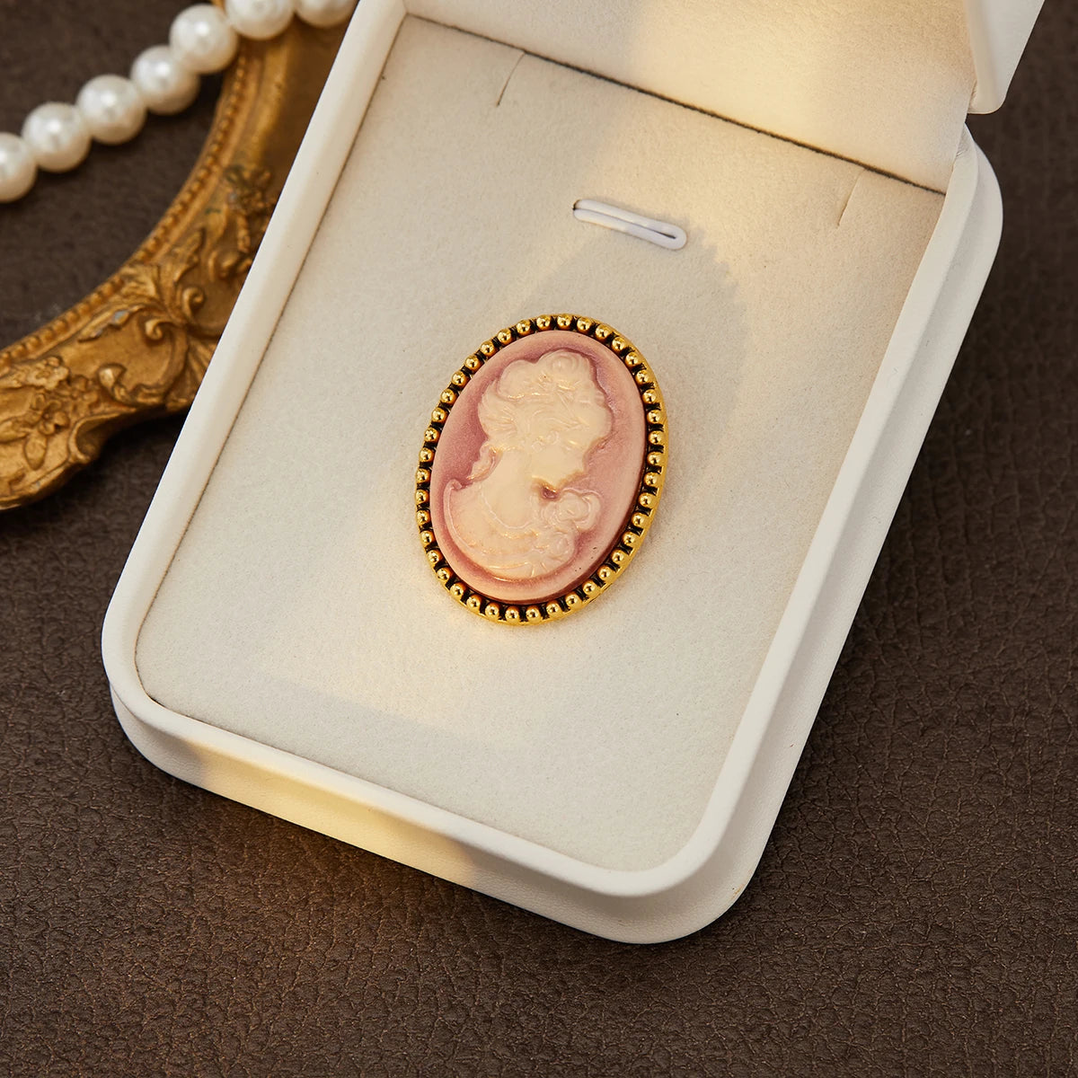 Vintage Cameo Brooch